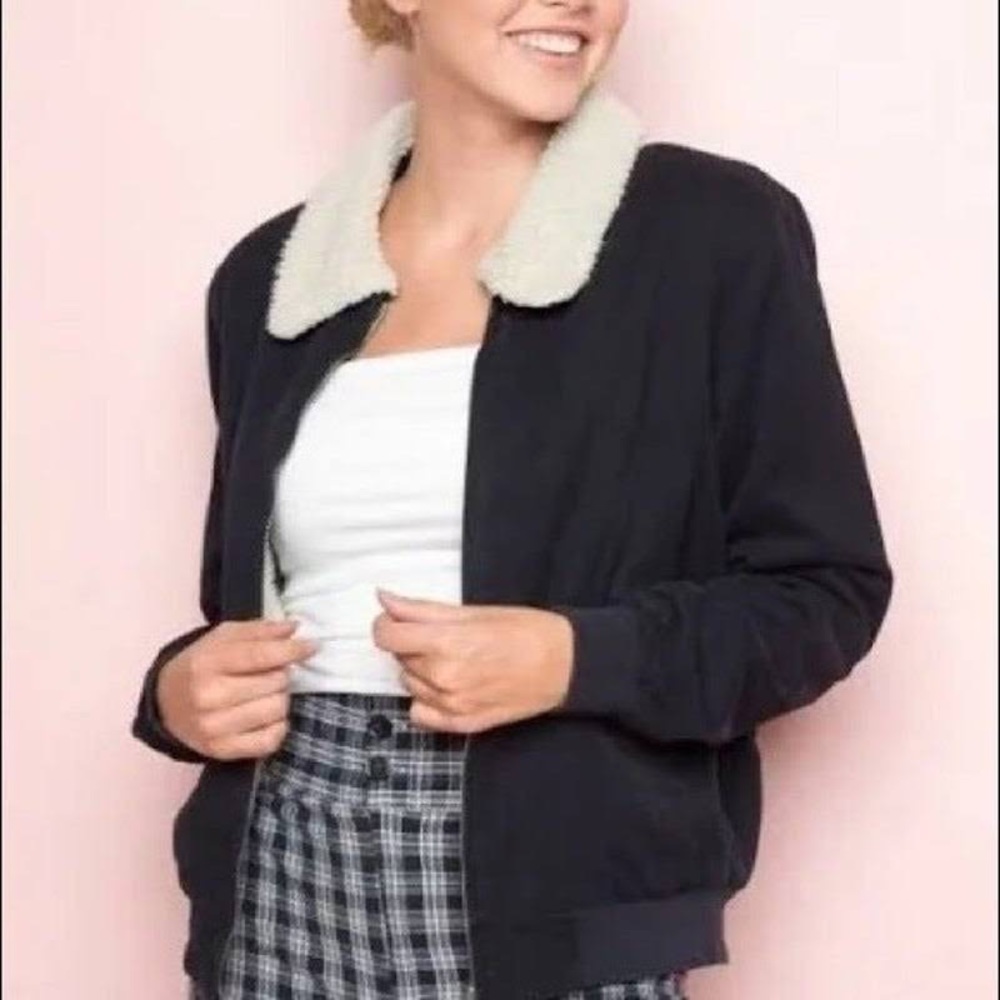 Brandy Melville Aviator Nelson Sherpa Lined Bomber Jacket
